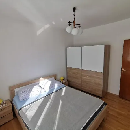 Slavica Apartman *